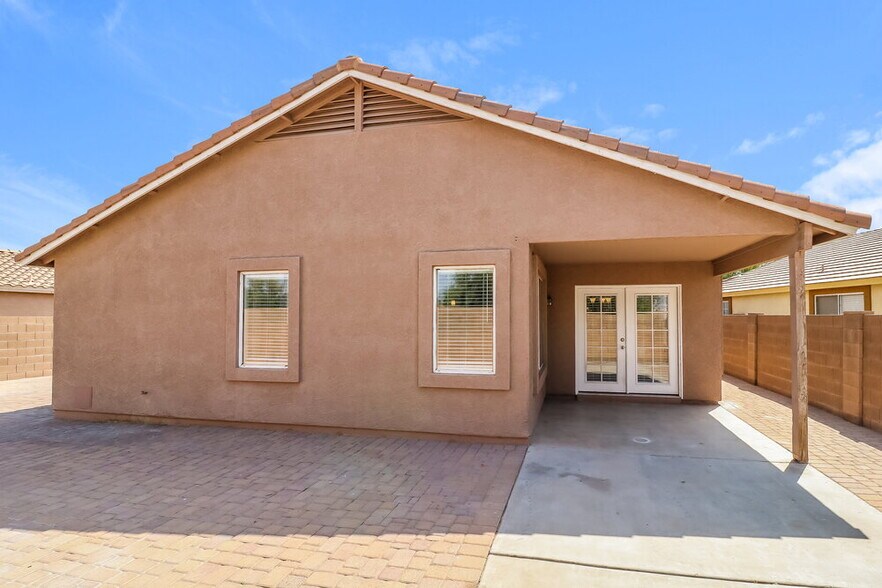 Building Photo - 1616 S 82nd Dr