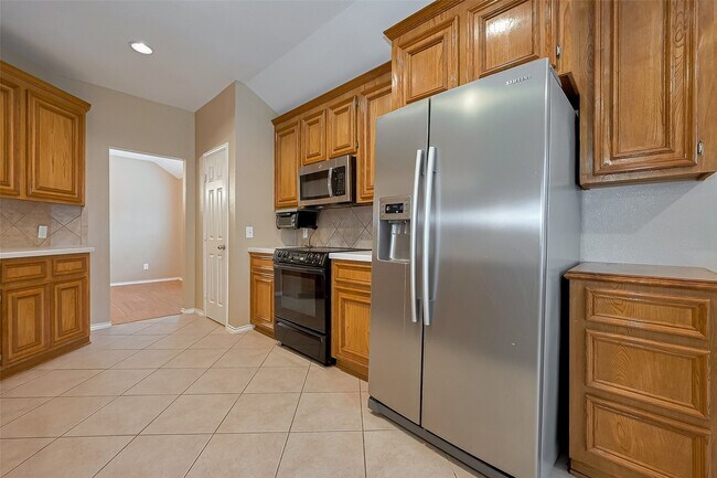 Building Photo - 16715 Red Falls Cir