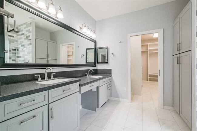 Building Photo - 24506 Screech Owl Ct