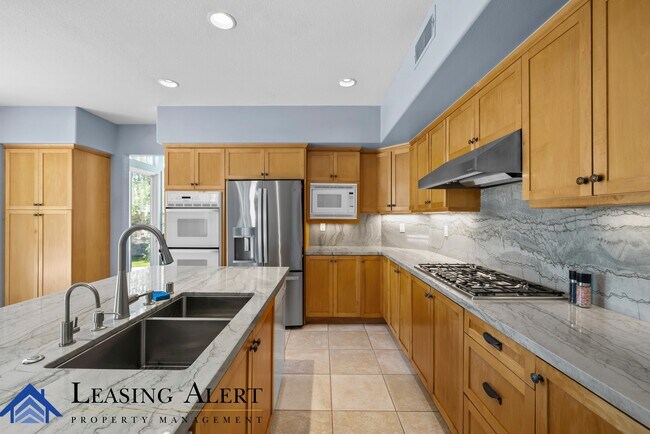 Building Photo - 23367 Camford Pl