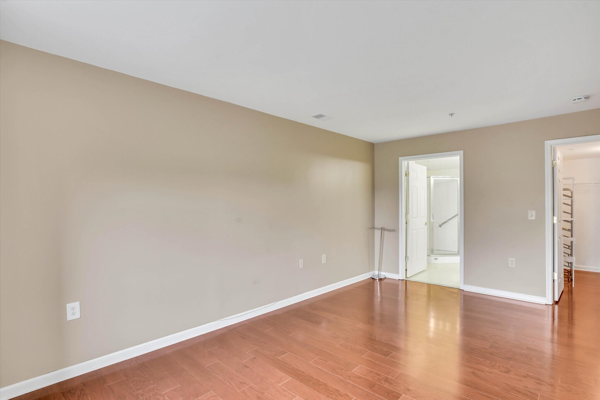 Building Photo - 12240 Roundwood Rd