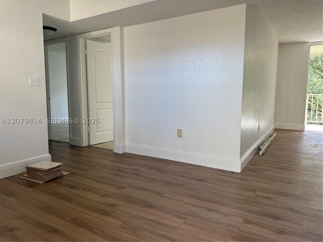 Building Photo - 13100 SW 92nd Ave