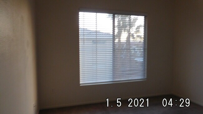 Building Photo - 7143 S Durango Dr