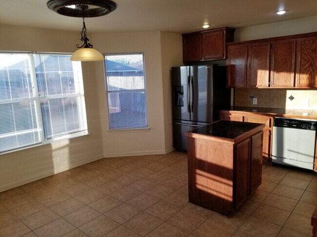 Building Photo - 3107 Lavender Ln