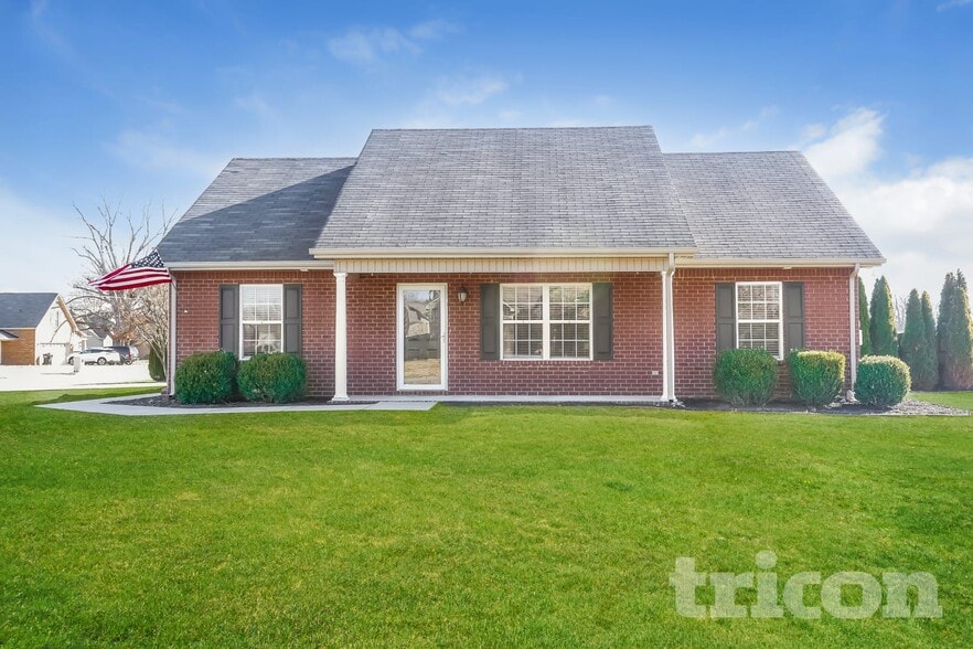 Primary Photo - 901 Laramie Ct