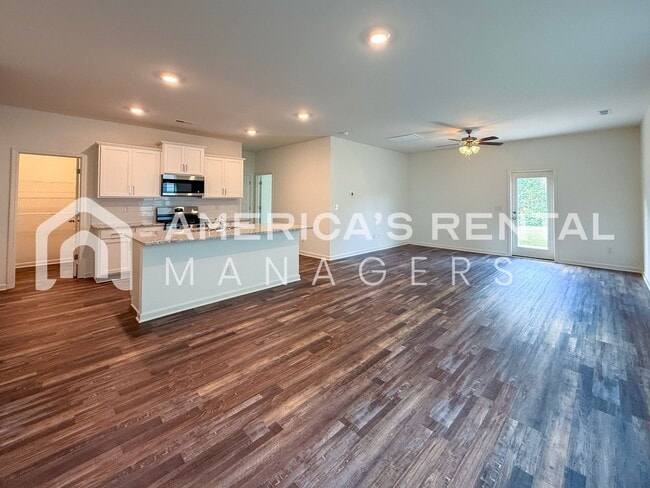 Building Photo - Coming Soon!! Available to View NOW!!!