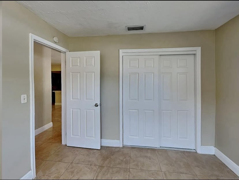 Building Photo - 7004 Lambright Ct