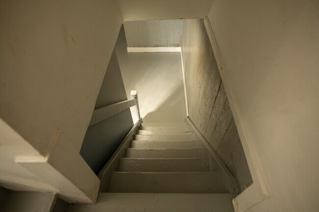 Building Photo - 3668-3674 Karwin Dr