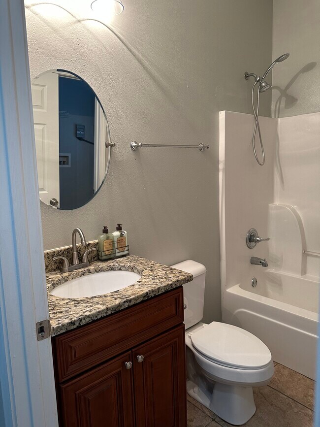 Bathroom - 1839 Saint Ferdinand St