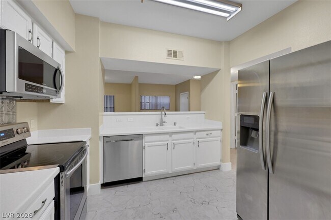 Building Photo - 45 Maleena Mesa St