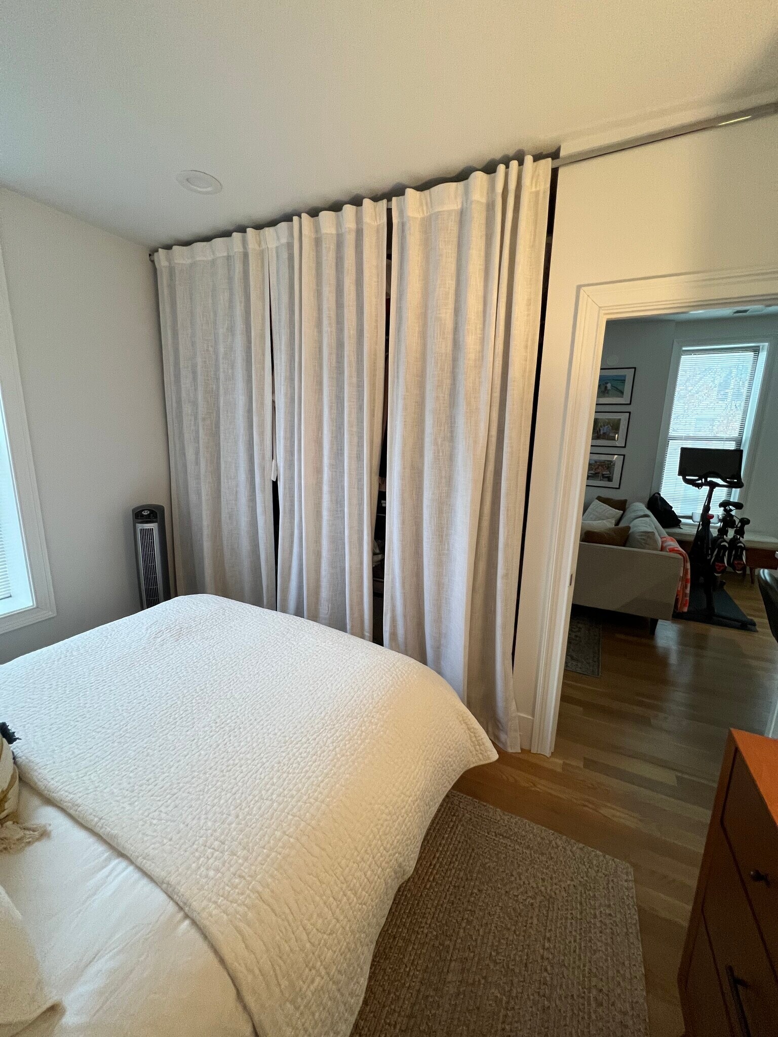 Building Photo - 2854 N Racine Ave