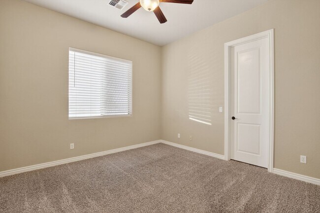 Building Photo - Luxury Meets Country Charm: Custom 5BR Home on Acreage in San Tan Valley