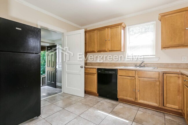 Building Photo - 5112 W 30th St
