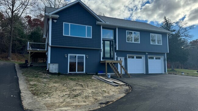 Primary Photo - 58 Pleasant St