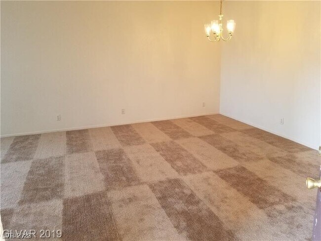 Building Photo - 5026 S Rainbow Blvd