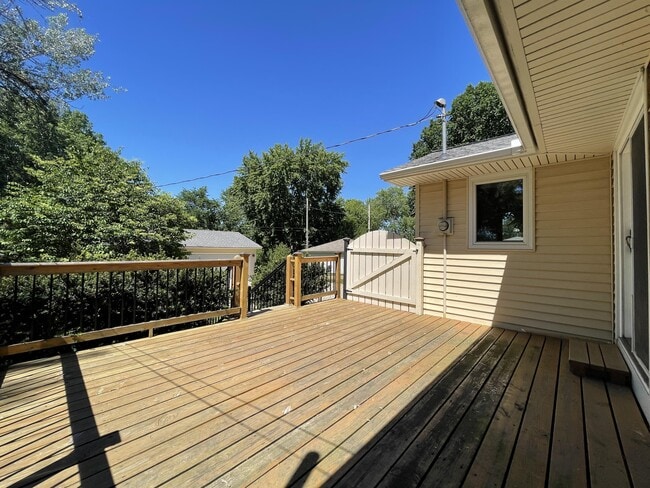 Building Photo - 6806 W 24th St