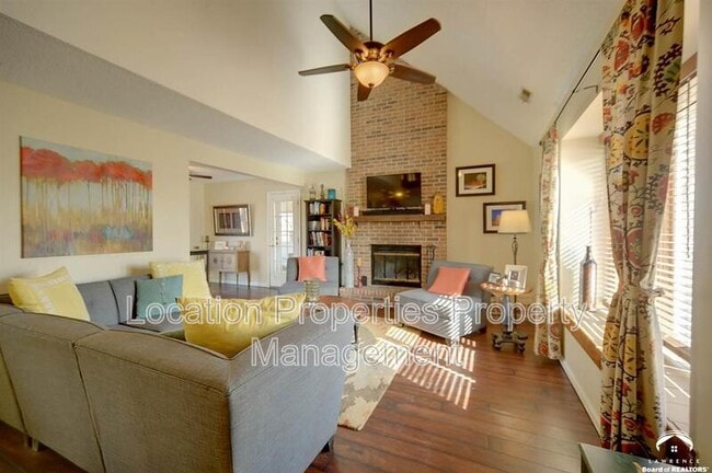 Building Photo - 3800 Stockade Ct