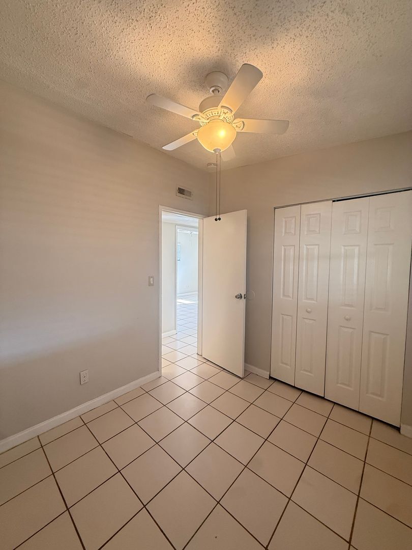 Building Photo - Altamonte Springs Gem! 3BR Home w/ Huge Screened Porch, Fenced Yard & Spacious Layout