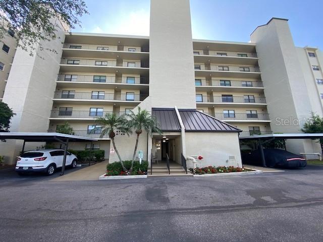 Building Photo - 2700 Cove Cay Dr