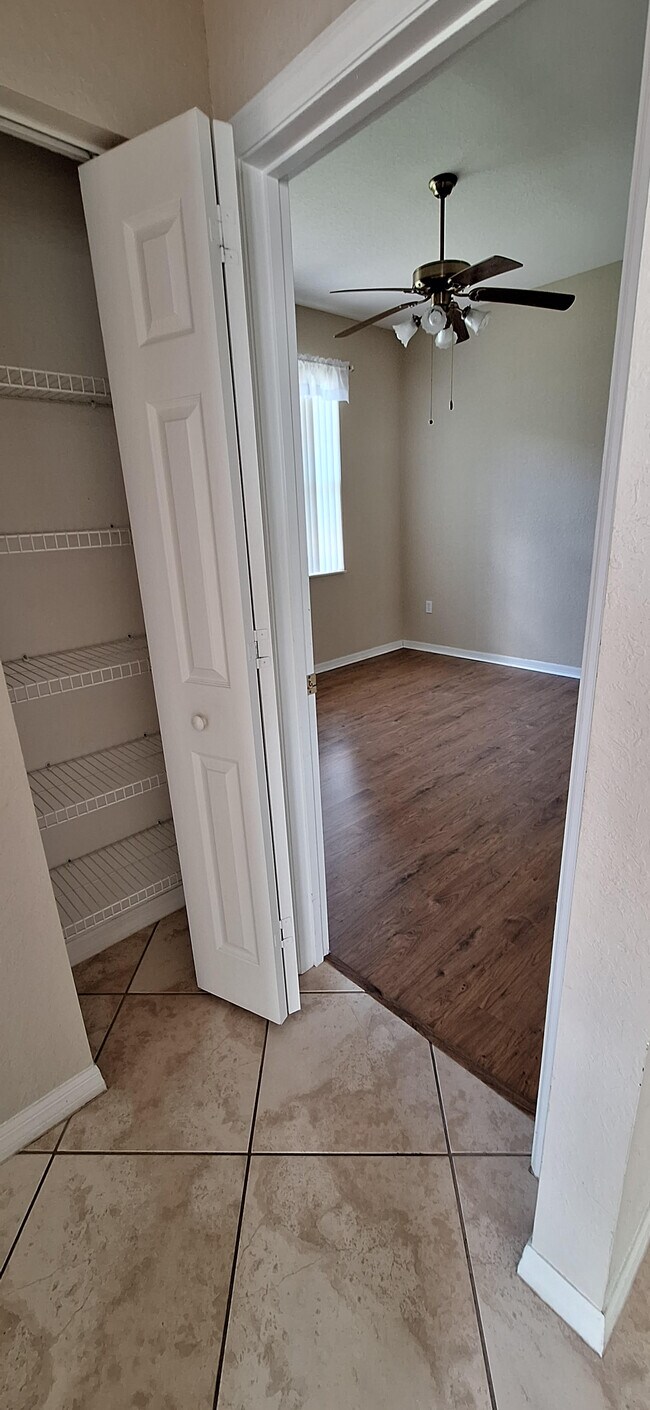 Building Photo - 6541 SW 111th Loop
