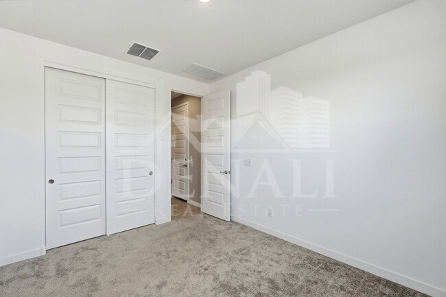 Building Photo - 16692 W Alameda Rd