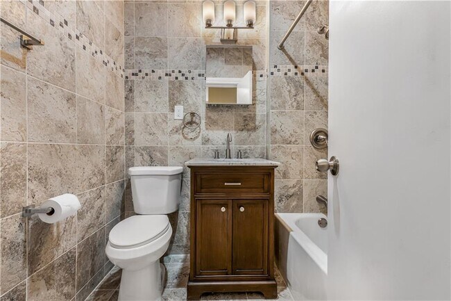 Building Photo - 534 81st St