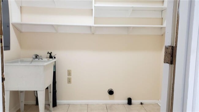 Building Photo - 2134 Masonwood Cir SW