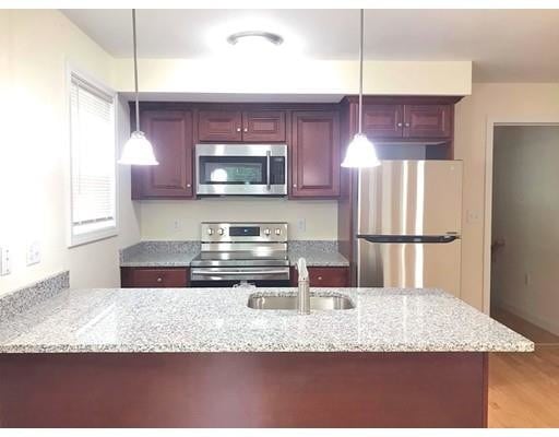 Building Photo - 7-15-17 Callender St