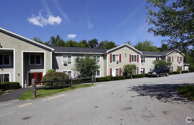 Building Photo - Oak Ridge Apartments