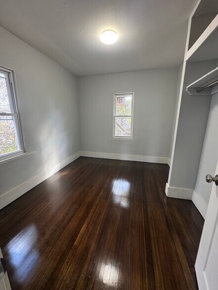 Building Photo - 4253 N 17th St