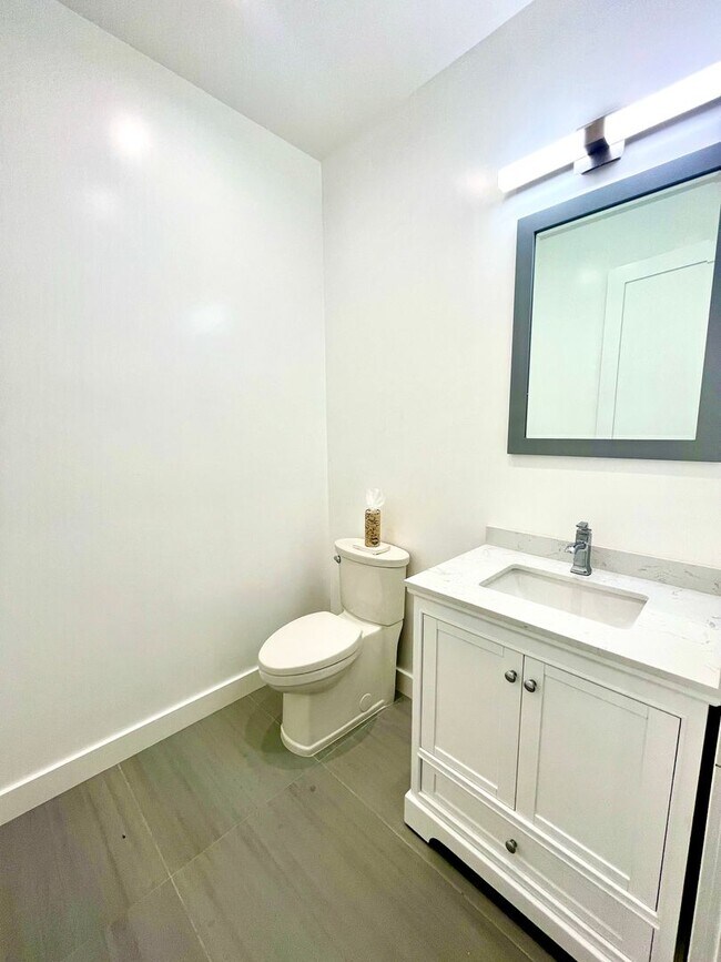 Building Photo - Newly built gated home with top of the lin...