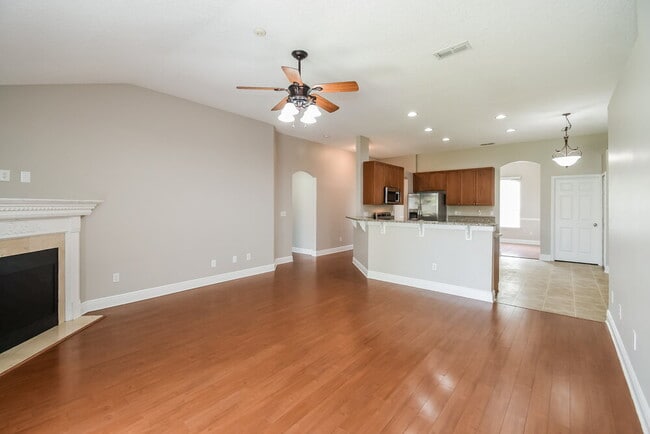 Building Photo - 1311 Yellow Jacket Ct