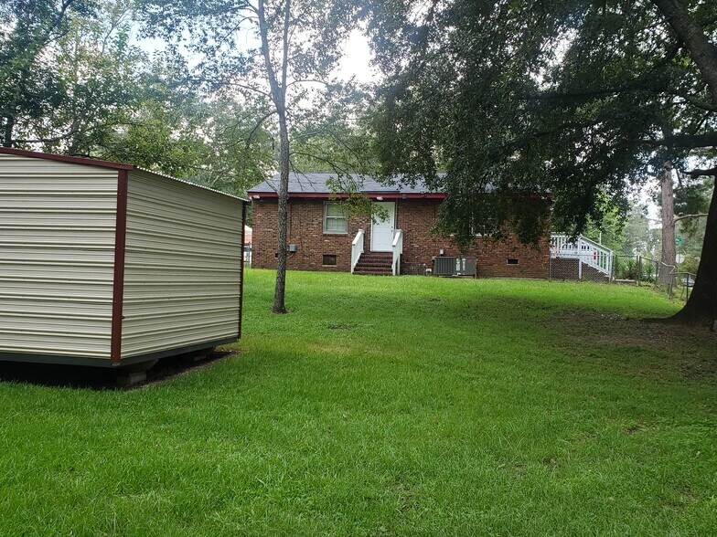 Back yard - 2200 S Washington St