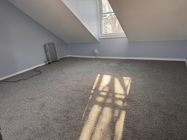 Building Photo - 511 N 12th St