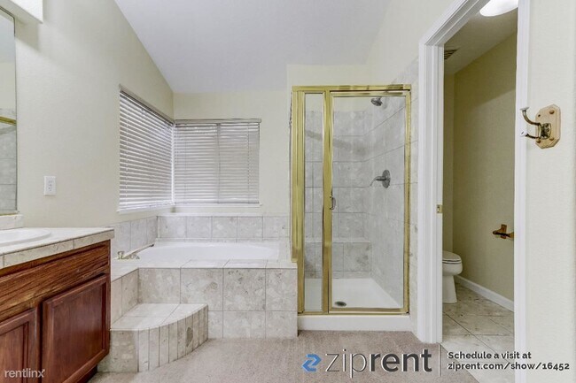 Building Photo - 4 br, 3 bath House - 1110 Palomar Ct, Trac...