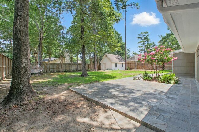 Building Photo - 10700 Beinhorn Rd