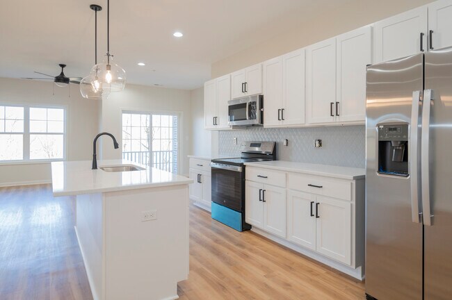 Building Photo - 128 Brenleigh Ct