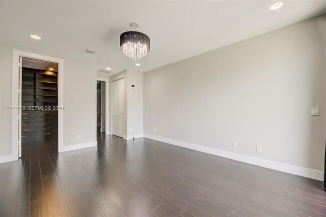 Building Photo - 619 SW 17th St