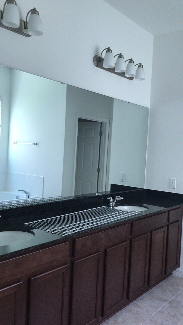 Building Photo - 5 Bed!! Windermere!! Large game room!!