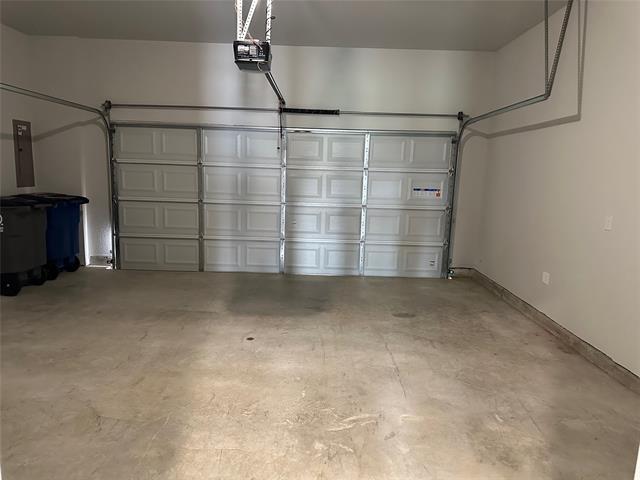 Building Photo - 12960 Rockham Ln
