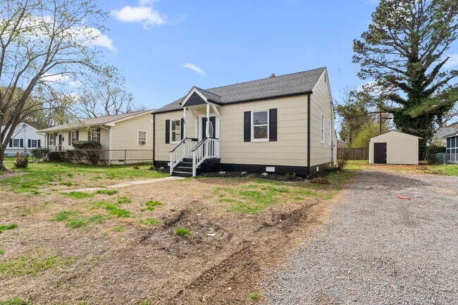 Building Photo - Charming 2-bedroom, 1 bath