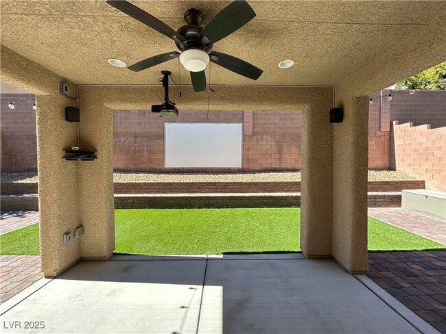 Building Photo - 6433 Willowstone St