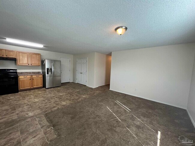 Building Photo - 8921 Camshire Cir