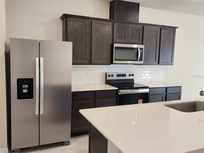 Building Photo - 16258 Merry Aly