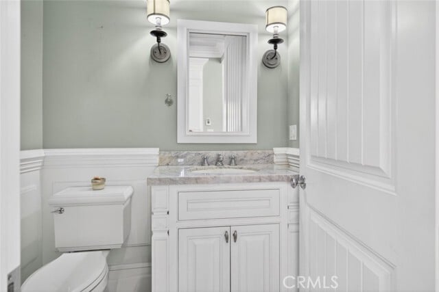 Building Photo - 4533 Farmdale Ave