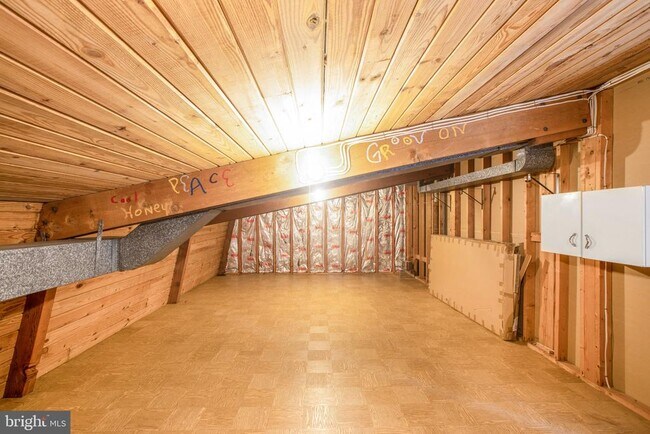 Building Photo - 3406 Woodvalley Dr