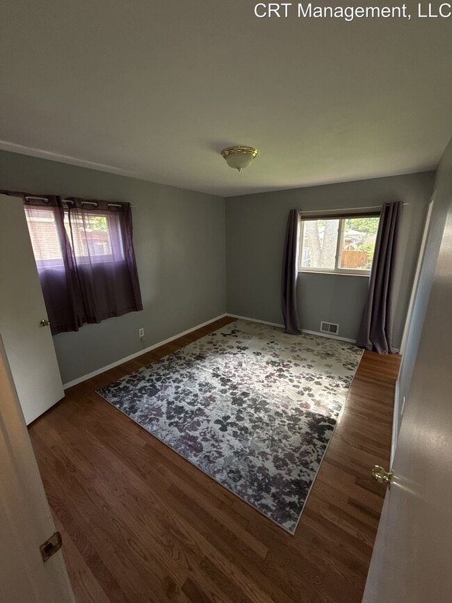 Building Photo - Beautiful 3 Bed 2.5 Single Family Home in ...