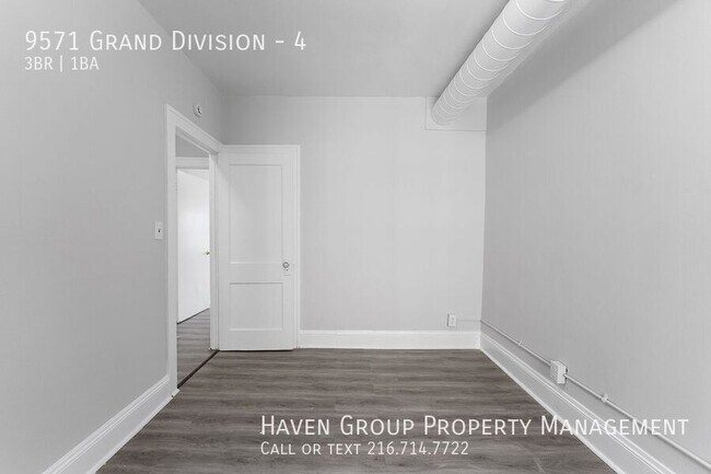 Building Photo - 9571 Grand Division Ave