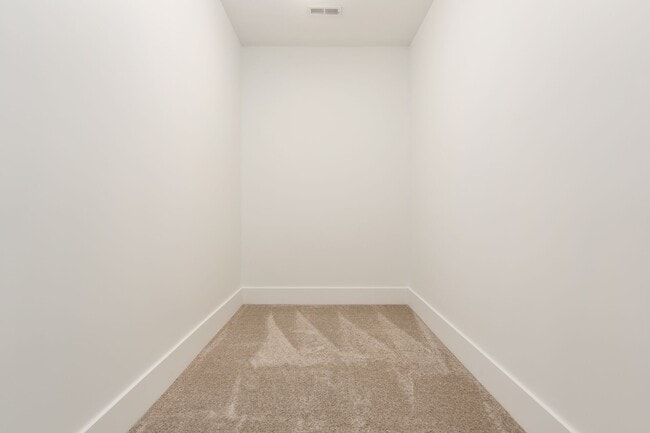 Building Photo - 2978 Bernard View Ln