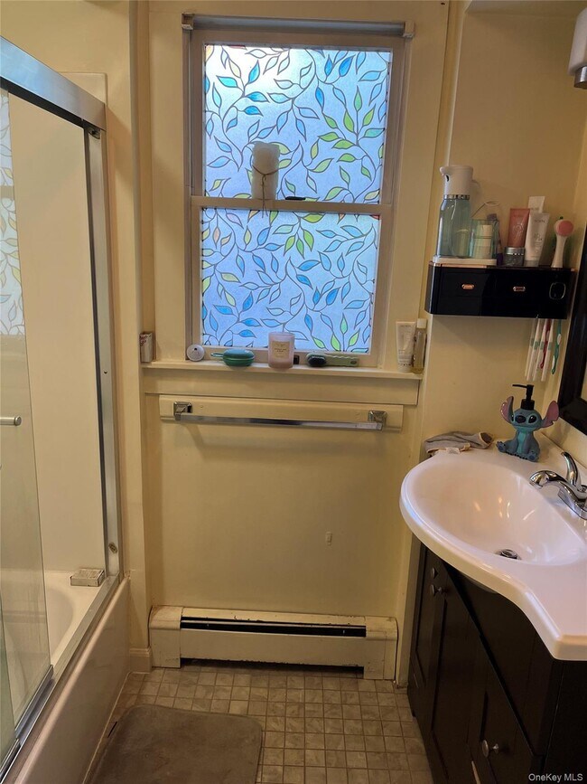 Building Photo - 3 Everett Ave